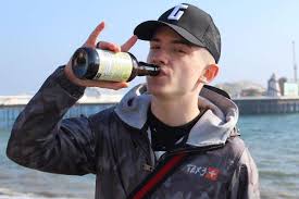 See what adam (amosca330) has discovered on pinterest, the world's biggest collection of ideas. Heritage Arrdee Casually Rips This Early Black Box Freestyle Apart 2019 Trench