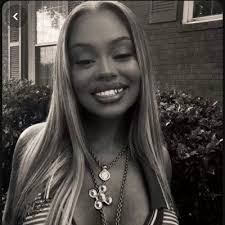 Kathy Rivas's Instagram, Twitter & Facebook