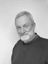 Came to watch the double bill of short plays tonight and was just so  impressed by the standard of acting all round. Some very familiar names and  others not so familiar -