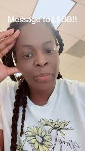 Shandi Williams's Instagram, Twitter & Facebook