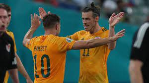 Bbc apologise for wales vs turkey technical issues as pictures go blank in euro 2020 clash bbc viewers watching wales' euro 2020 clash with turkey saw the screen go blank momentarily. Jr8yg9cmvdkrqm