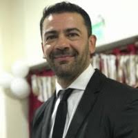 100+ perfiles de «Sposari»