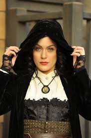 Panic At The Disco The Ballad Of Mona Lisa Mp3 Pin By Jen Treadway On Panic At The Disco Panic At The Disco Punk Bands Gothic Looks