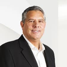 Scott Brackett's Instagram, Twitter & Facebook