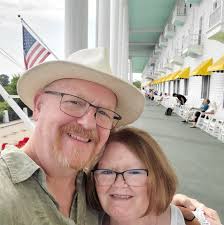 Free bookcases in Charlotte, MI?