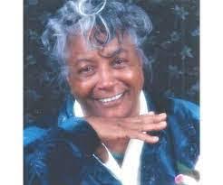 Maxine Fields's Instagram, Twitter & Facebook