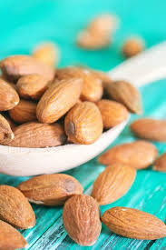 Super Bienfaits Des Amandes Amandes Bienfaits Amande Manger Equilibre