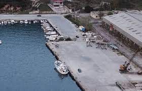 Δίπλα στην ηρακλείτσα στο κέντρο της περάμου με θέα τη θάλασσα στα 40 μ. Traymatismos Aliergath Sto Limani Ths Neas Peramoy Kavala News Ta Nea Ths Kabalas Online