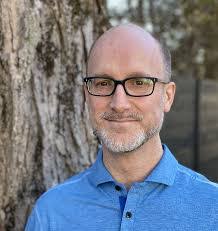 Stephen Aikin's Instagram, Twitter & Facebook