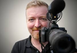 Robert Isenberg: Documenting community life