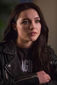 Spiro On Twitter In 2020 Florence Pugh Beautiful Young Lady Woman Face