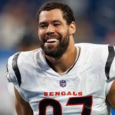 Share this article 115 shares share tweet text email link zac blackerby. Cincinnati Bengals Tight End C J Uzomah Leaves Game With Leg Injury Sports Illustrated Cincinnati Bengals News Analysis And More