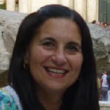 Patricia Leonardi's Instagram, Twitter & Facebook