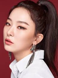 Red Velvet Seulgi Gives Pose In Fma Red Velvet Red Velvet Seulgi Fashion Makeup