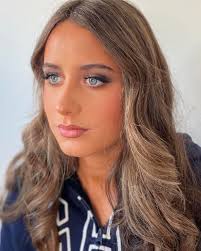 Shay Norton's Instagram, Twitter & Facebook