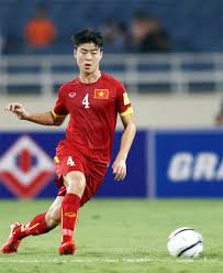 Trung vệ đỗ duy mạnh bày tỏ sự ngưỡng mộ với 'người hùng' nguyễn ngọc mạnh. Tiá»ƒu Sá»­ Cáº§u Thá»§ Ä'á»— Duy Máº¡nh