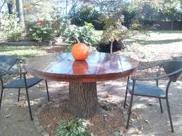 Beautiful Wood Patio Table Made From Tree Stump Featured At Jackson Tn Property Http Www Larealtyllc Idxco Co Tree Stump Table Wood Patio Table Wood Patio