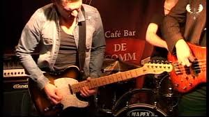 Ben Poole Let S Go Upstairs Live In Bluesmoose Cafe Musique