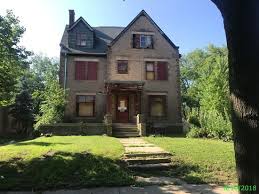 3005 W Kilbourn Ave Milwaukee Wi 53208 Mls 1606633 Zillow We Buy Houses Milwaukee Wi Cool Photos