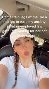 Melissa Loya's Instagram, Twitter & Facebook