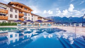 Put into service as löwe on 20.04.1940 it was reclassified as torpedofangboot in january 1942. Luxury Family Holidays In Serfaus Hotels Lowe Bar