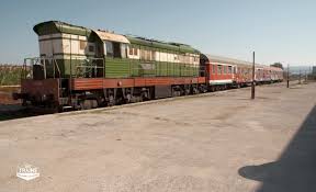 Des trains pas comme les autres. Des Trains Pas Comme Les Autres Albanie Png
