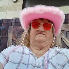 mani-festing this look, get it?💓 💅🏽: @ajackdannie in shade 'sheer  fantasy'