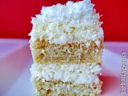 Ușoară, spectaculos de bună, extrem de aspectuoasă și, cel mai important lucru… de casă! Prajitura Cu Crema De Cocos Dessert Recipes Cake Krispie Treats