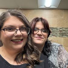 Holly Olmstead and Thomas Jumper's Wedding Website