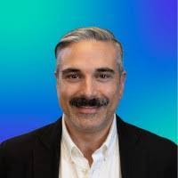 Kevin Pineiro's Instagram, Twitter & Facebook