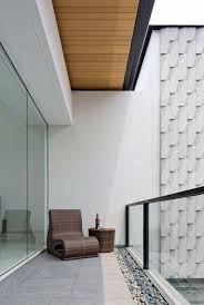Nah, berikut ini inspirasi warna cat untuk teras rumahmu dilansir dari berbagai sumber, kamis (3/6/2021). 4 Inspirasi Balkon Rumah Minimalis Tanpa Boros Budget Dan Ruang Beddo Design Concept