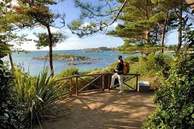 Visiter Roscoff Et L Ile De Batz Tourisme Bretagne Batz Bretagne De Francaise Lile Roscoff Tourisme Visiter Tourism New York Travel Bretagne