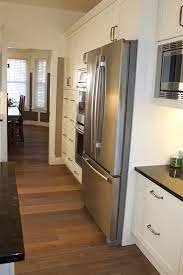 Cabinet Doctor Benjamin Moore Affinity Mascarpone Af 20 And Divine Floors Cosmopolitan Farmers Tan White Oak E08006 New Homes Diy Dinner Fun Snacks For Kids