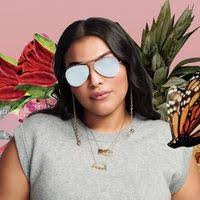 Katie Kays's Instagram, Twitter & Facebook