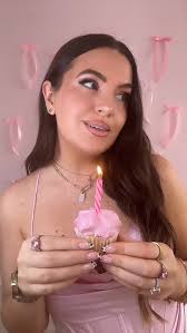 29 & feeling fineeee 🥰🥰🥰 wearing @jjshouseofficial 💗 use code  mikayla0907 to save $$ #ThePinkLife