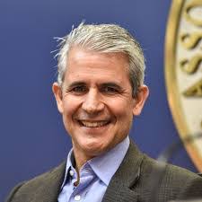 Felipe Davila's Instagram, Twitter & Facebook