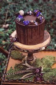 Chocolate Drip Cake By Sugarlips Cakes Photo By Madame Poppy Chocolateweddingcake Chocolate W Chocolate Cake Decoration Drip Cakes Chocolate Wedding Cake