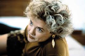Annette bening interviewed after winning at golden globe awards 2011. Annette Bening In The Grifters 1990 Annette Bening Hair Styles Beauty
