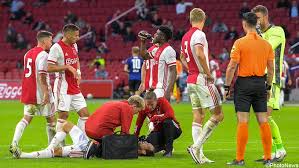 Daley blind has been diagnosed with heart muscle inflammation, ajax said in a statement. Ajax Defender Daley Blind Causes Health Scare During Friendly Game