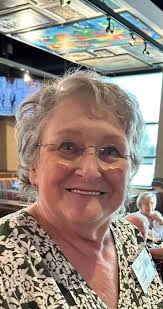 Sharing memories of growing up in East Peoria