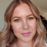 Lisa Gazzone (nee Lind)