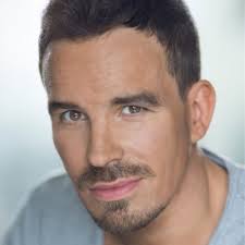 Chris Lennon Sings (@lennon_sings)