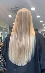 A straight short choppy haircut works well for thin hair and medium hair, but both in different ways. 20 Shades Of Blonde The Trendiest Blonde Hair List Of 2020 Ecemella Perfect Blonde Hair Straight Blonde Hair Long Blonde Hair
