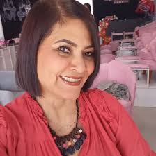 Fania Martinez's Instagram, Twitter & Facebook