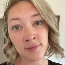 🧙‍♀️✨ NEW DRINK ALERT ✨🧙‍♀️ Introducing our Witches Brew Loaded Alani  🪄💚 A magical mix of Witches Brew Alani, green apple and topped with  caramel cold foam and a wicked swirl of