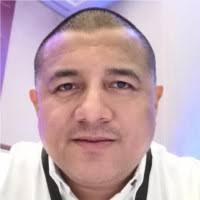 50+ perfiles de «Oliver Daniel»