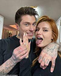 Bella Thorne Is Engaged The Actress 23 Set To Wed Benjamin Mascolo 25 Daily Mail Online