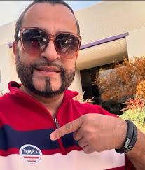 La Generación 80 del Instituto Técnico Don Bosco envia desde Costa Rica un  gran saludo a Gustavo Zel Ca. Esperamos que la haya pasado muy bien  disfrutando a lo grande. Que Dios