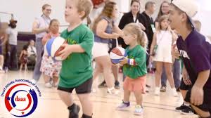 Junior athlete Olivia Tadlock was the 2018 recipient of the Kyle Biegler  DAAA sportsmanship award! Well deserved! 👏