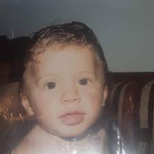 Victoria Lomba Oficial added a...